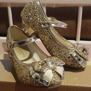 Toddler girl gold glitter princess shoes size 11.